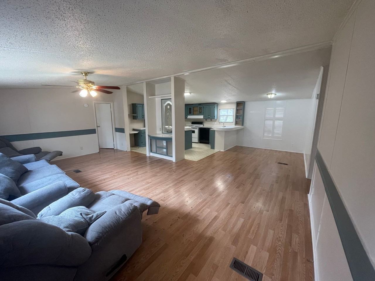 532 Grandview Bnd - Photo 3 of 22