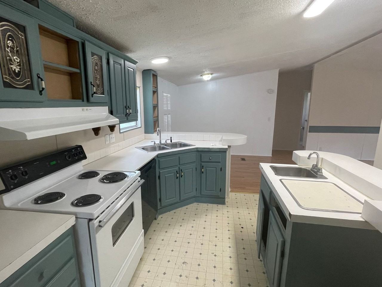 532 Grandview Bnd - Photo 7 of 22