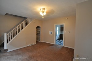 featured image of 511 Bauerlein St