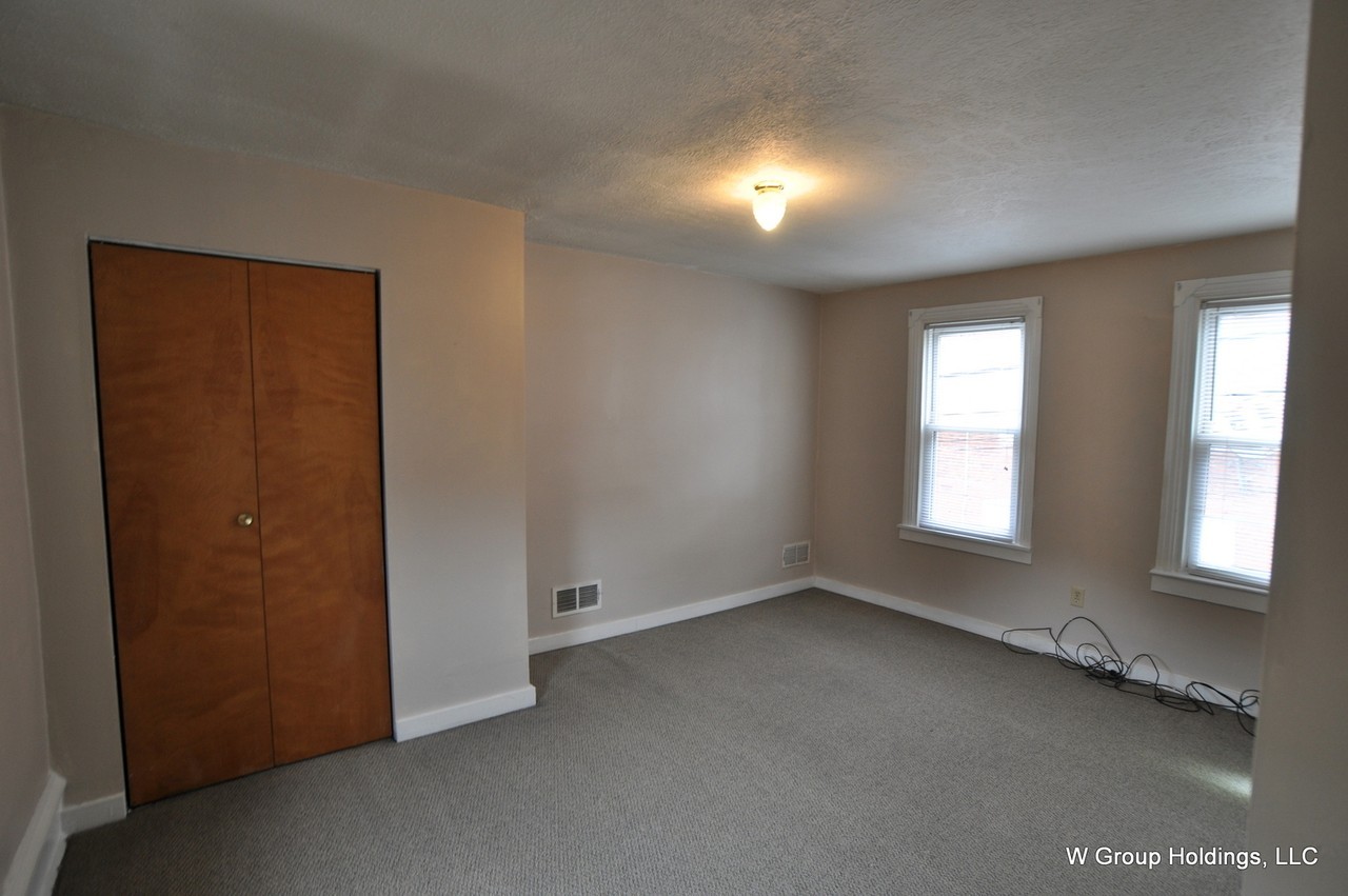 511 Bauerlein St - Photo 6 of 10