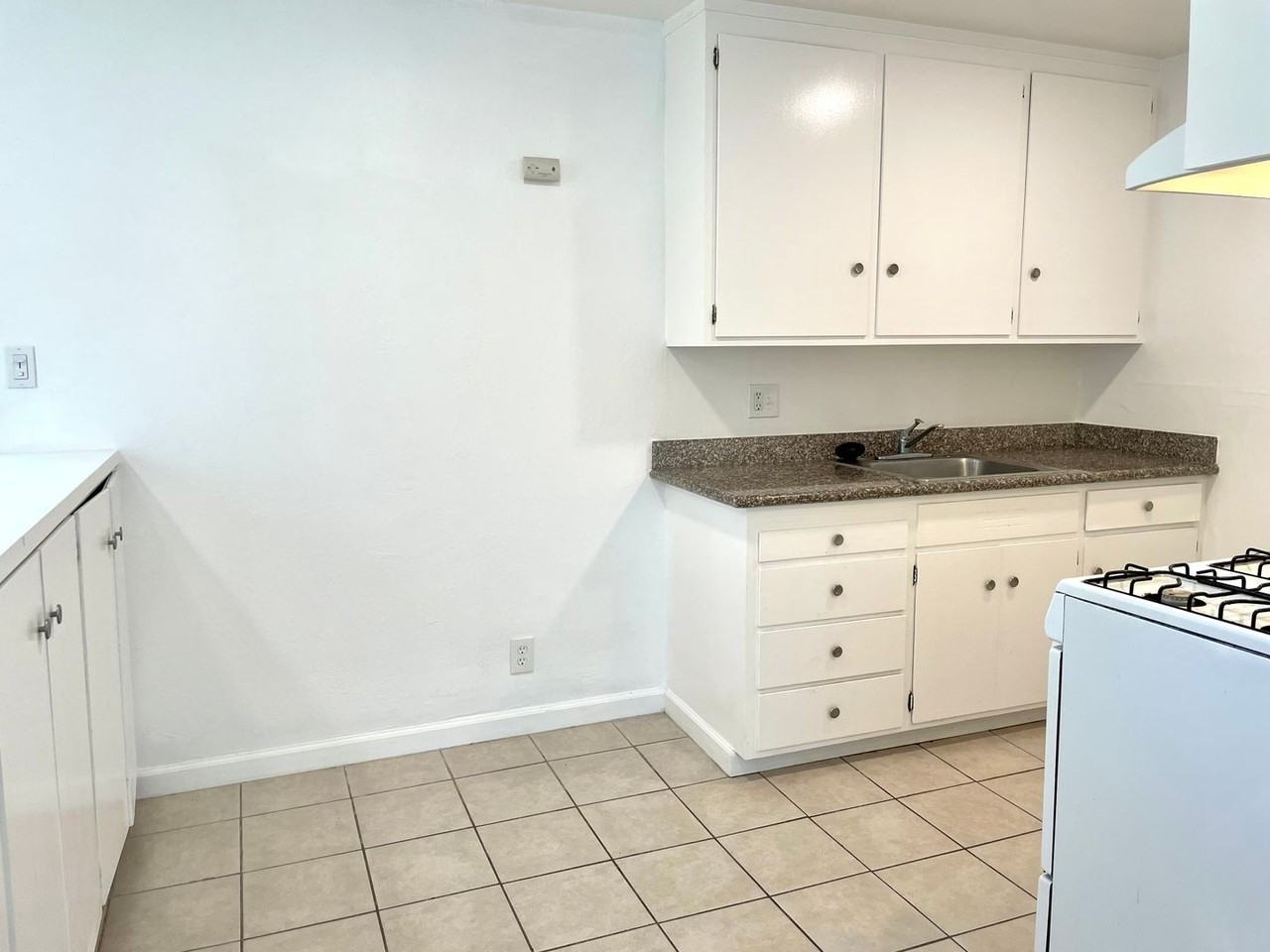 2016 Blake St #5 - Photo 7 of 12