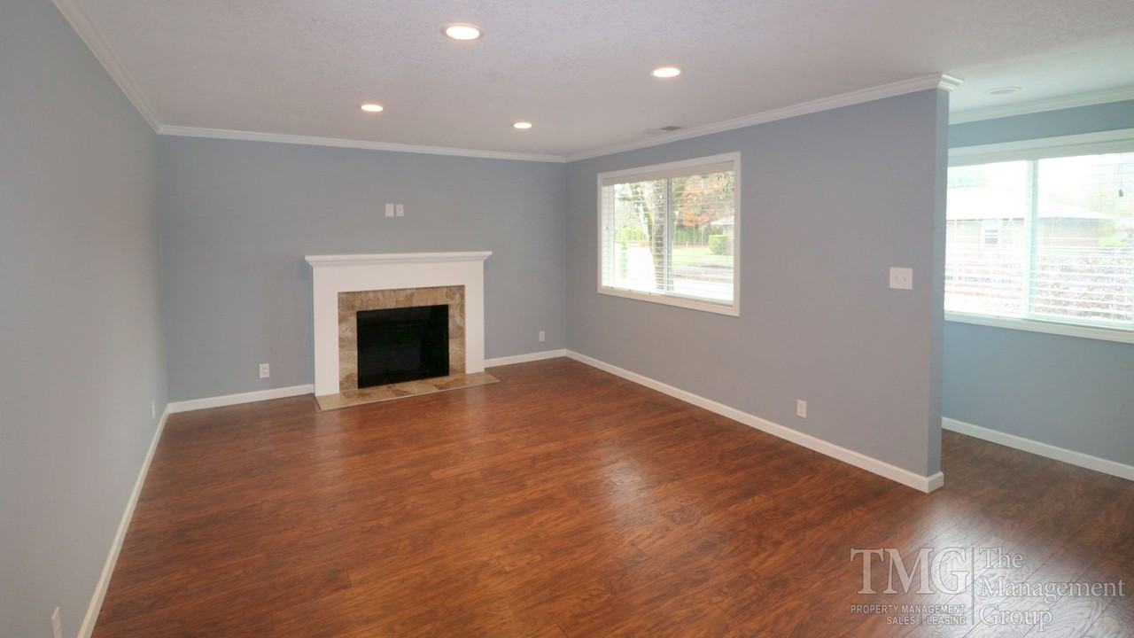 10101 Ne 51st Ave - Photo 3 of 29