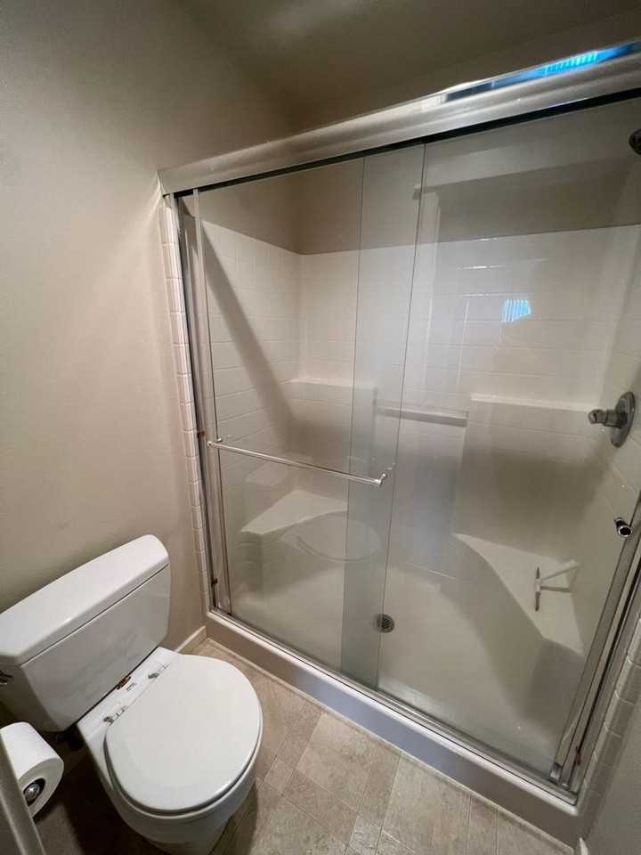 7111 Northeast Rocky Brook Street