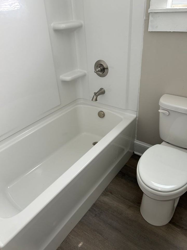 109 Green Point Rd - Photo 3 of 8