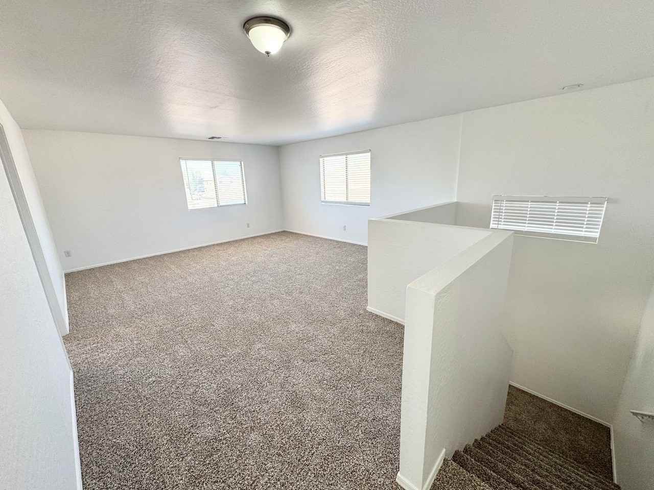 8464 W Forest Grove Ave - Photo 3 of 43