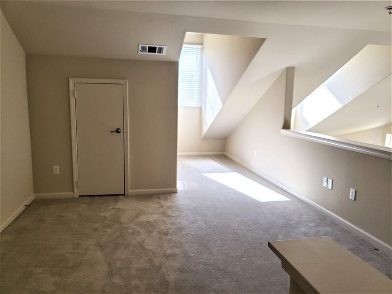 17000 Wedge Pkwy #2524 - Photo 5 of 14