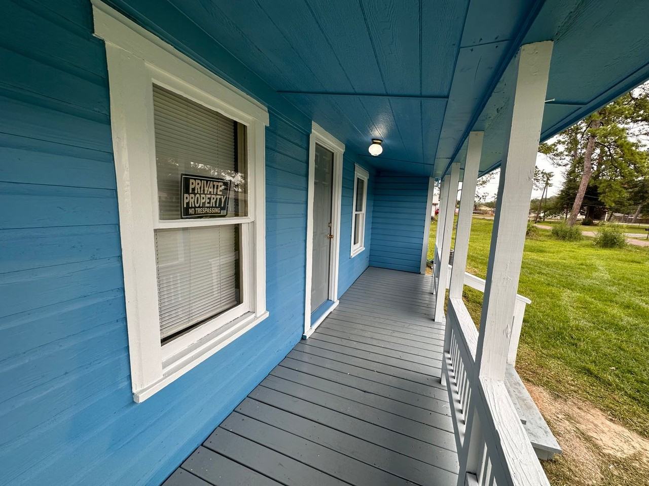 450 Beach St - Photo 2 of 14