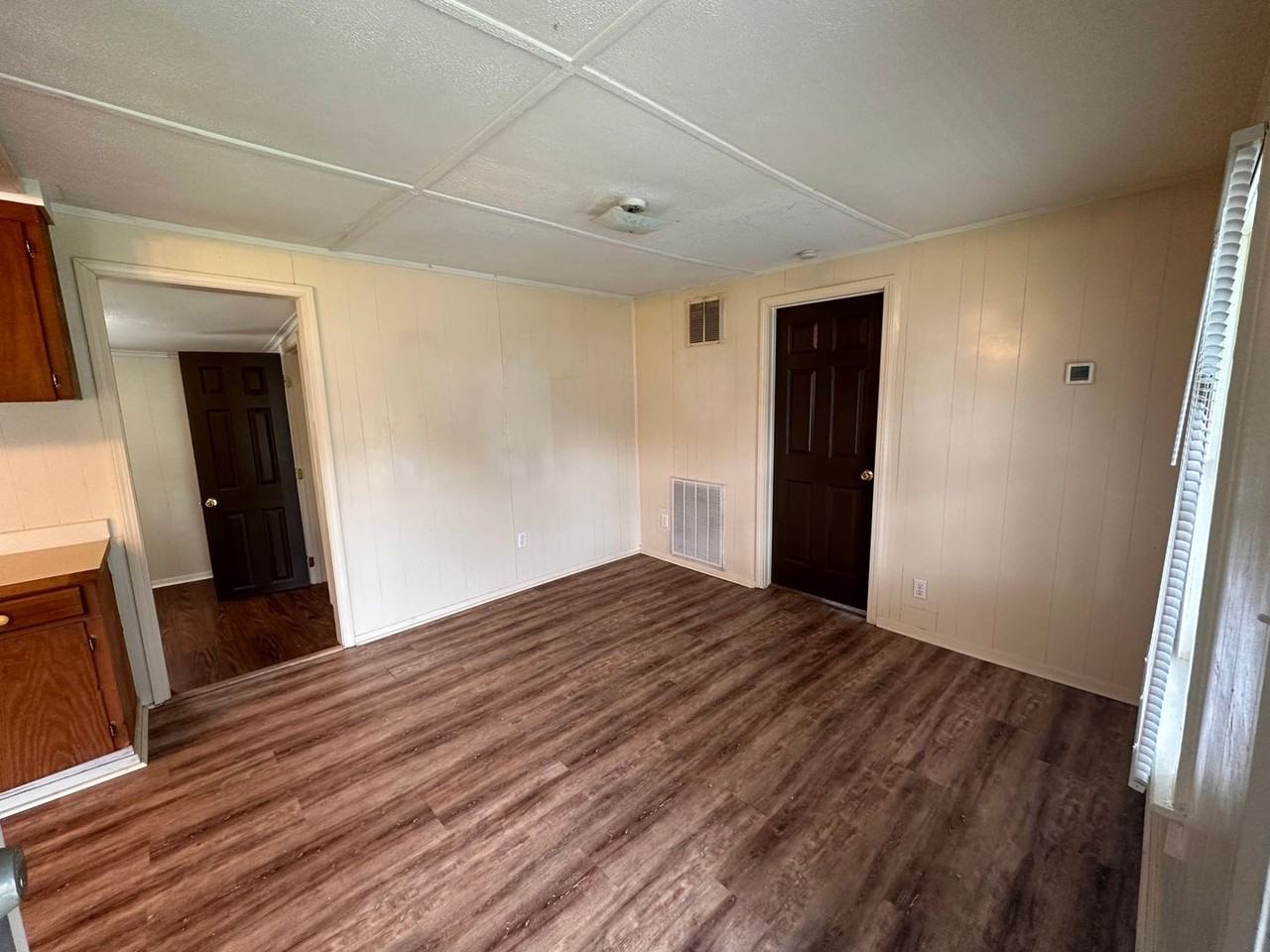 450 Beach St - Photo 3 of 14