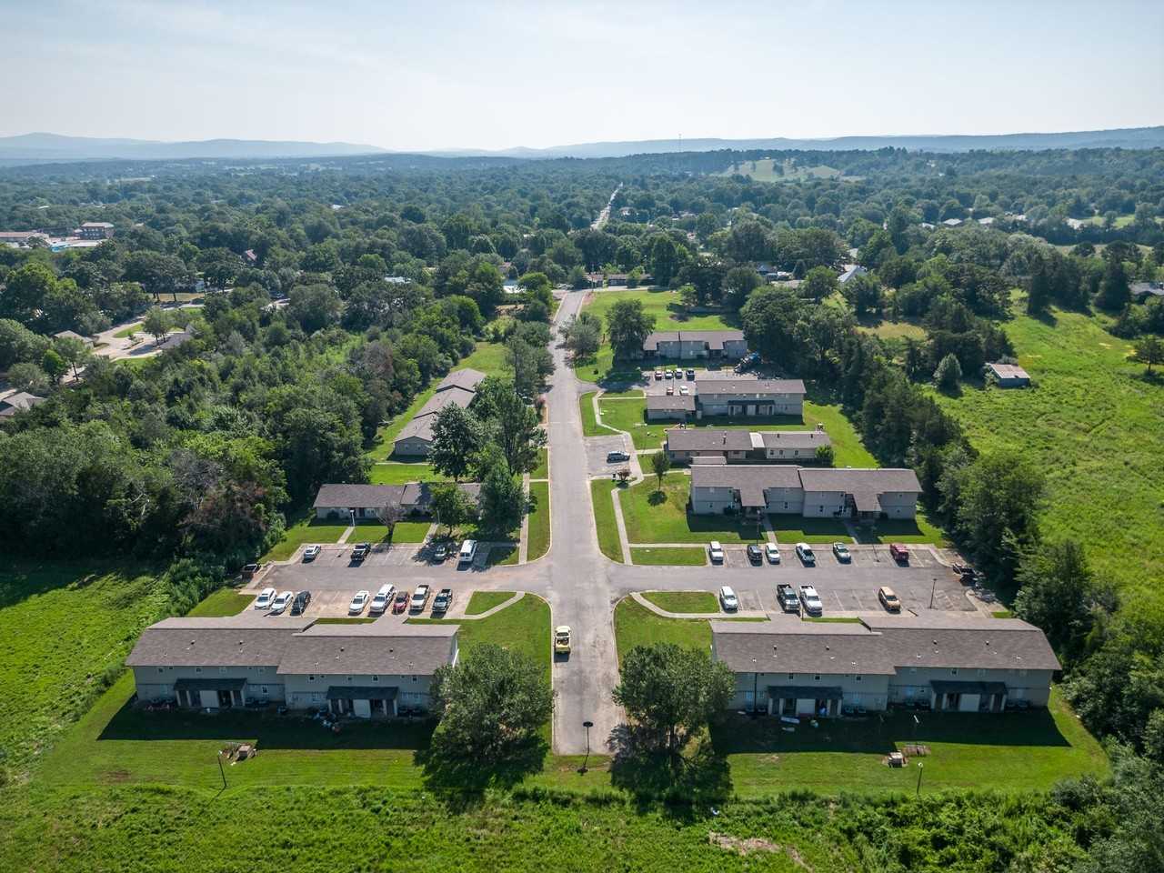 Winchester Estates Apartments - Photo 3 of 50