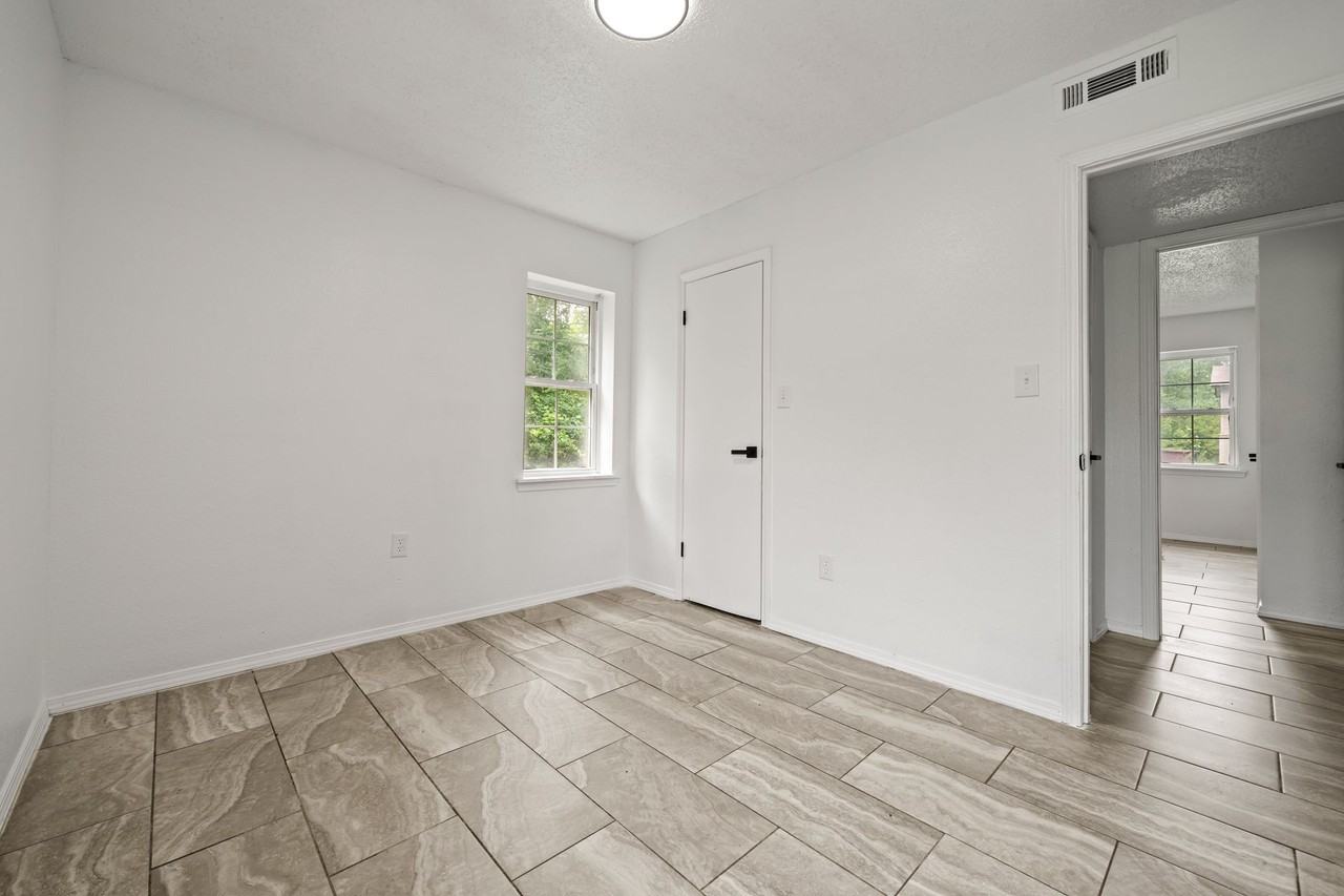 Winchester Estates Apartments - Photo 2 of 46