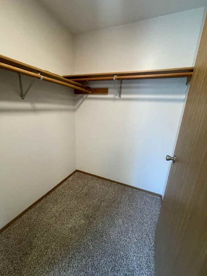 2709 Humboldt Rd - Photo 7 of 23