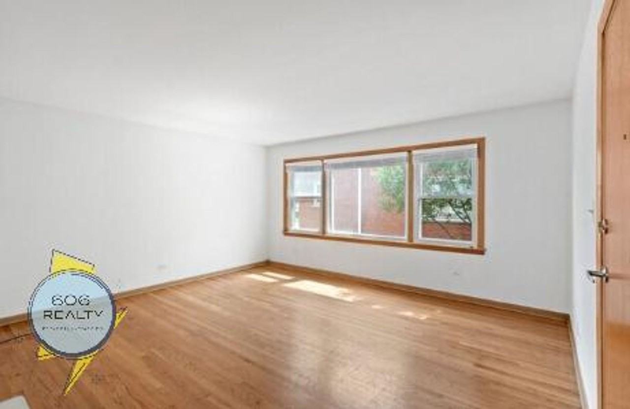 Rosemont - 9463 - Photo 6 of 13