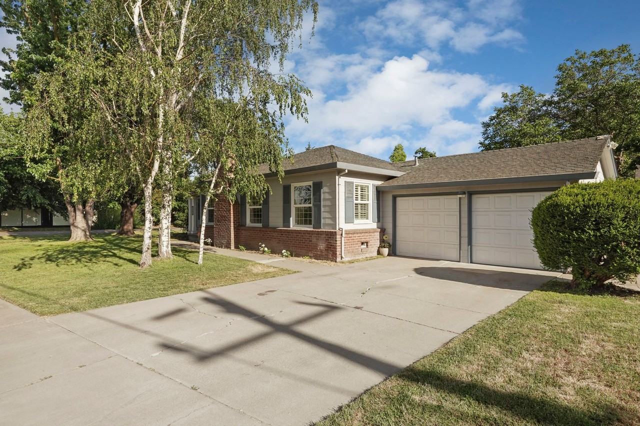 1308 Rivara Rd - Photo 2 of 23