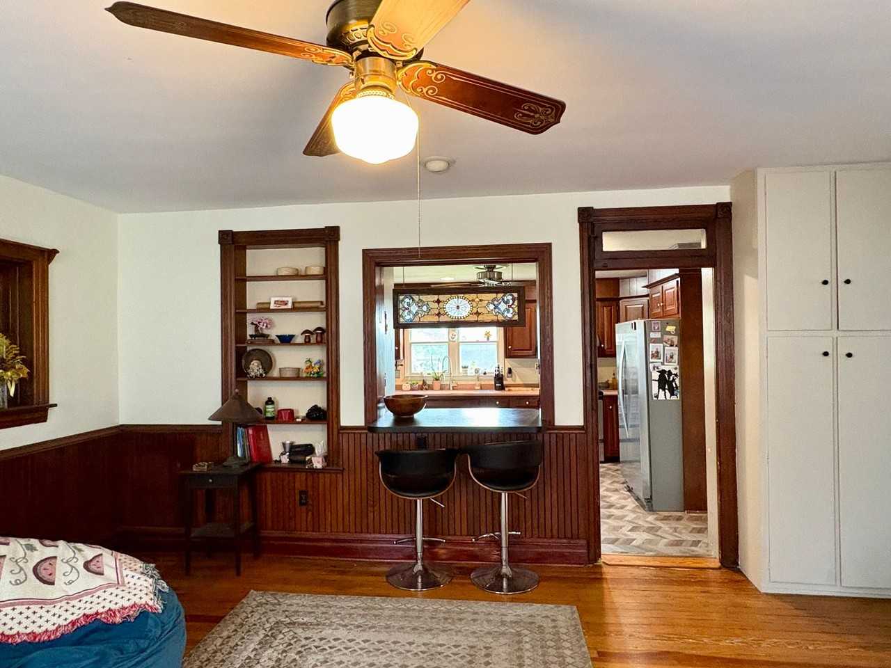 109 Sunnyside Avenue - Photo 5 of 24