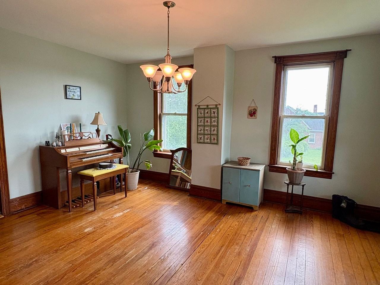 109 Sunnyside Avenue - Photo 7 of 24