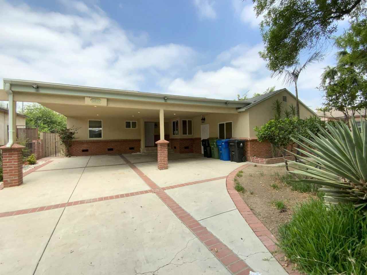 6839 Enfield Ave - Photo 3 of 38