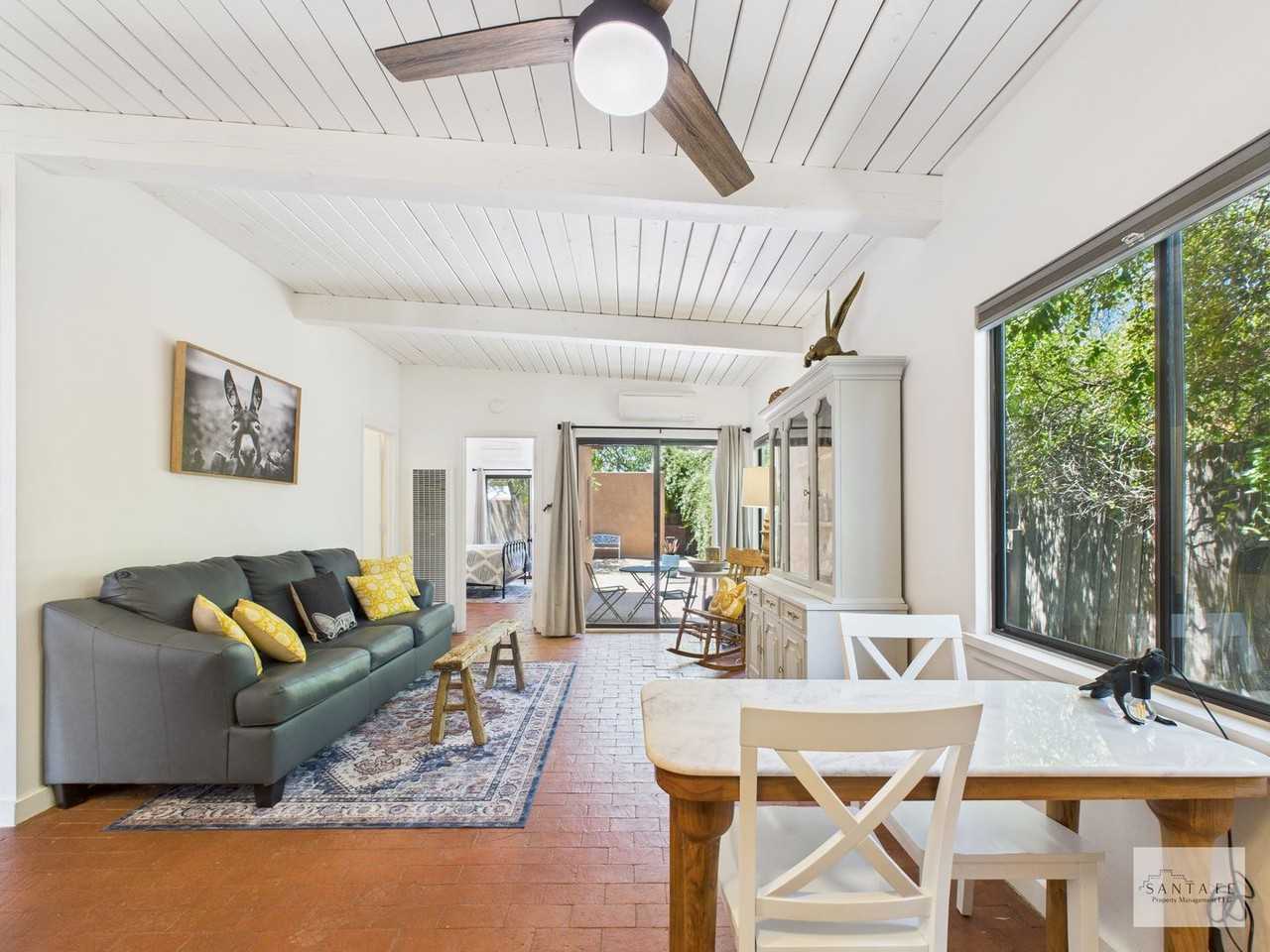 730 Columbia St #C - Photo 4 of 23