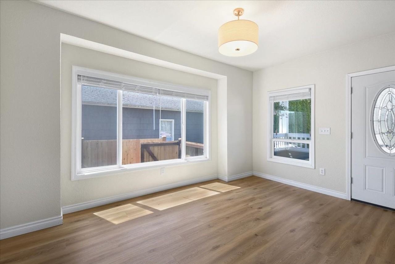 1511 Mcdougall Ave - Photo 6 of 34