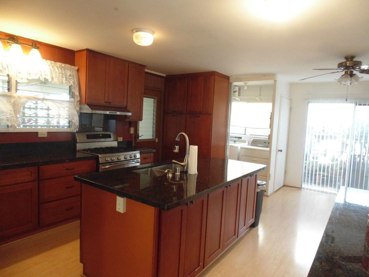1761 Maiha Pl - Photo 3 of 33