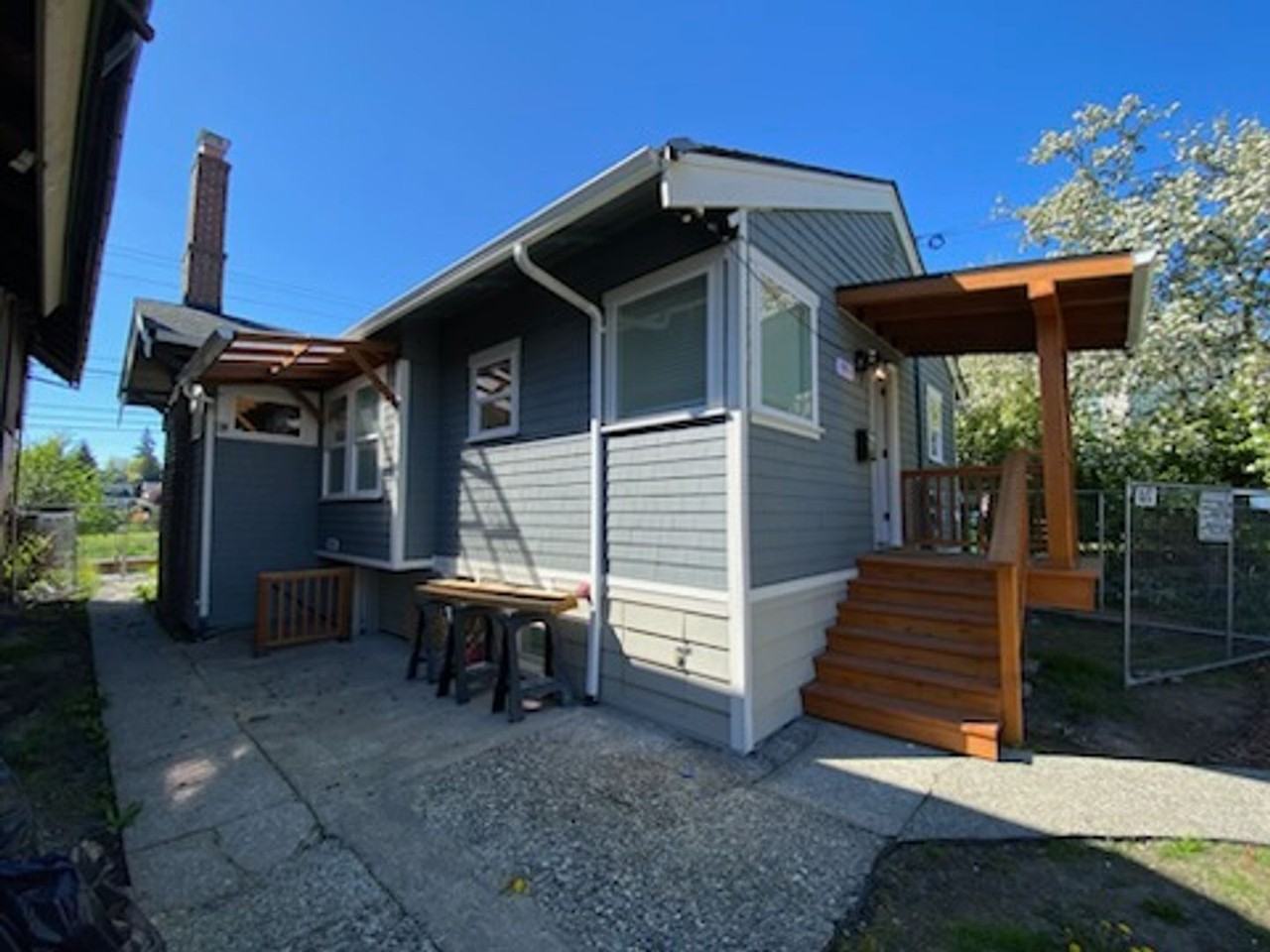 1151904 - Photo 3 of 50