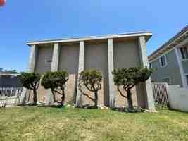 featured image of 617 W 78th St