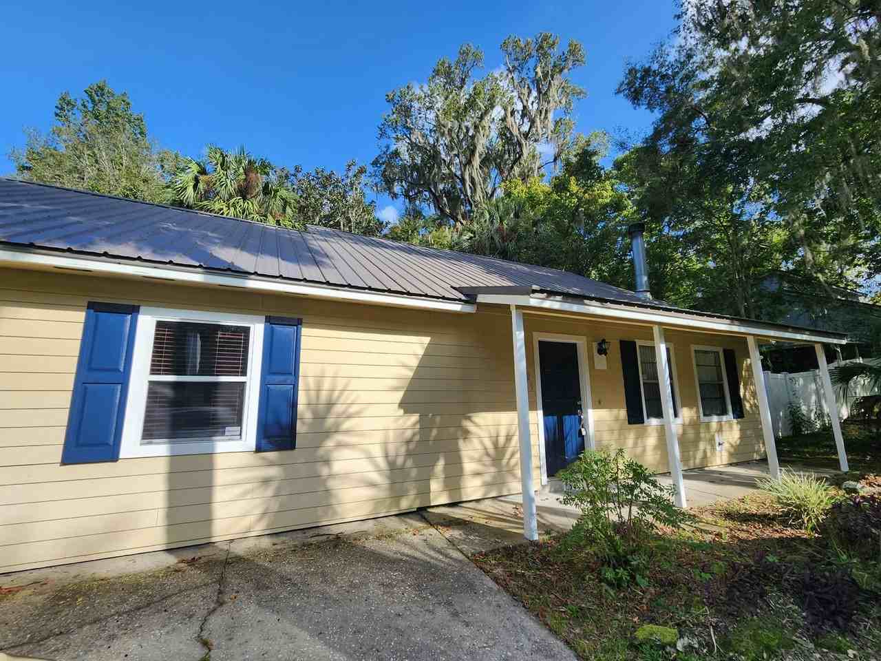 4629 Sw 57th Dr - Photo 3 of 32