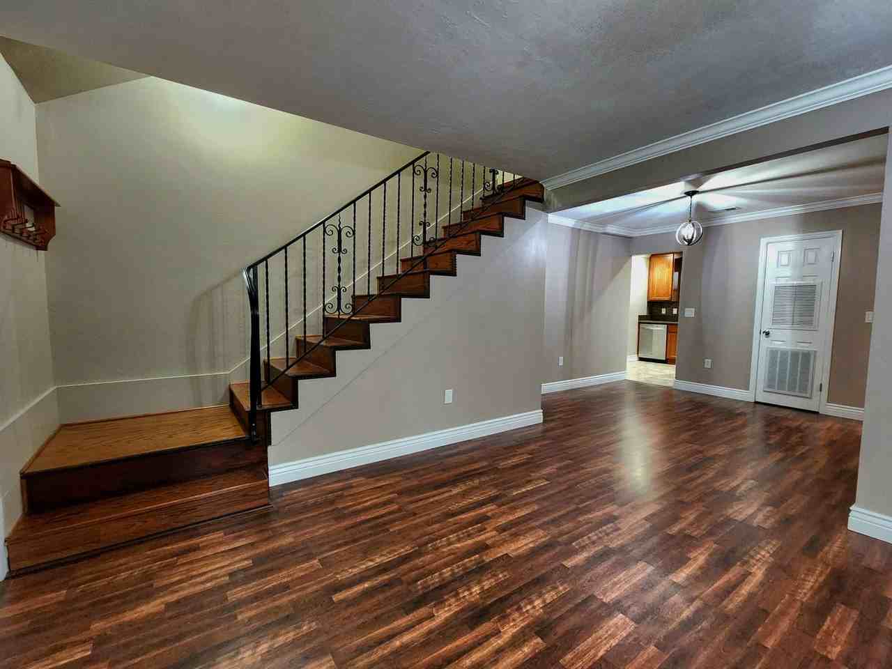 4629 Sw 57th Dr - Photo 7 of 32
