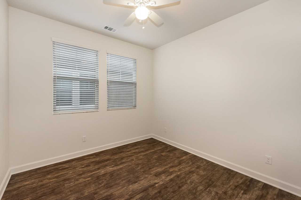 6626 Sand Castle Pl - Photo 7 of 28