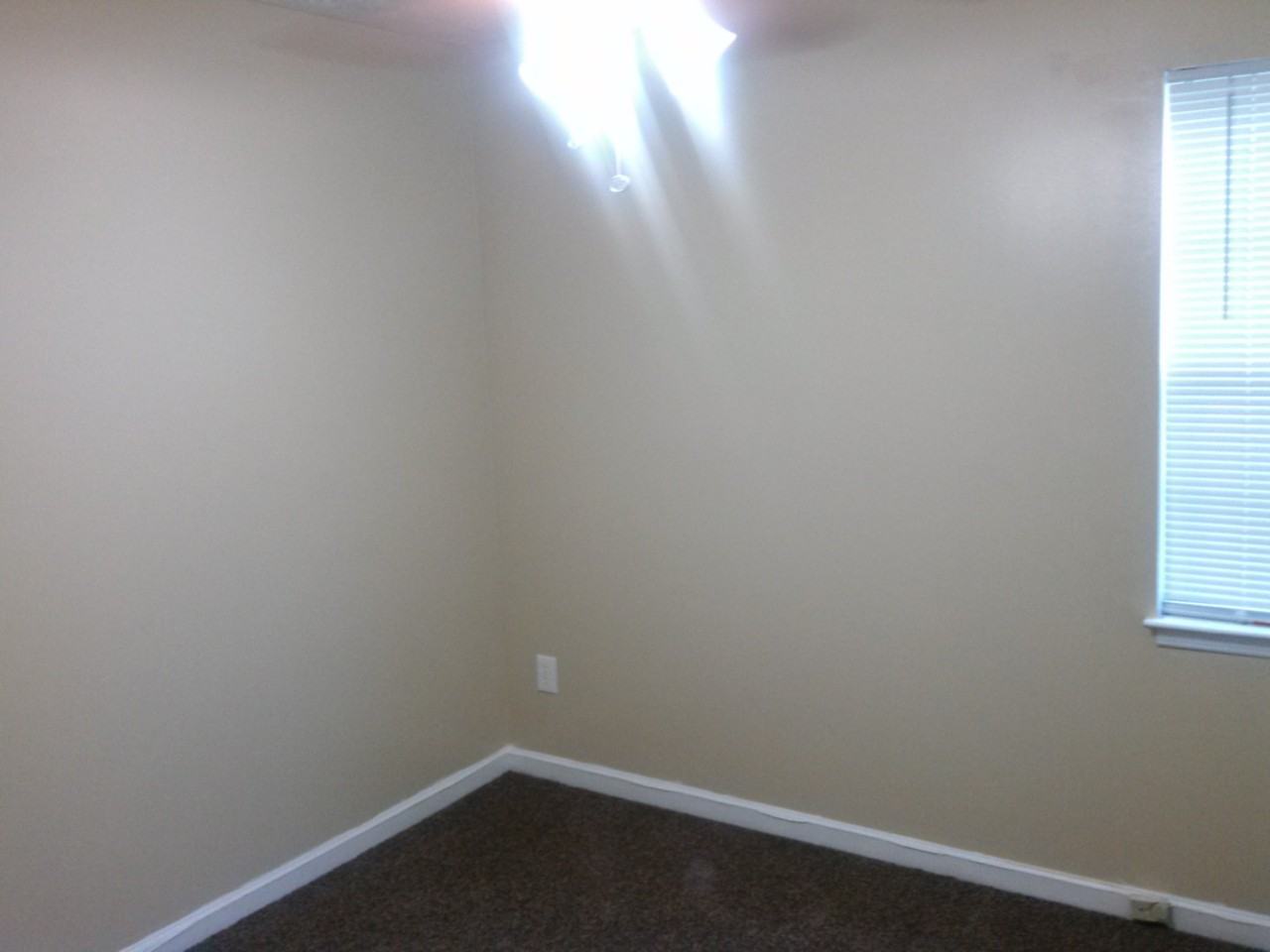 5866 Summerglen Ln - Photo 7 of 13