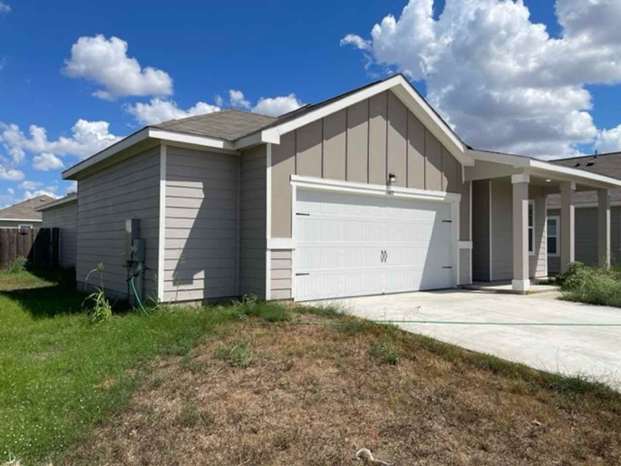 140 Seneca Loop - Photo 3 of 26