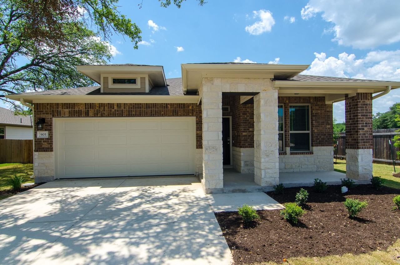 905 Olive Creek Dr - Photo 2 of 41
