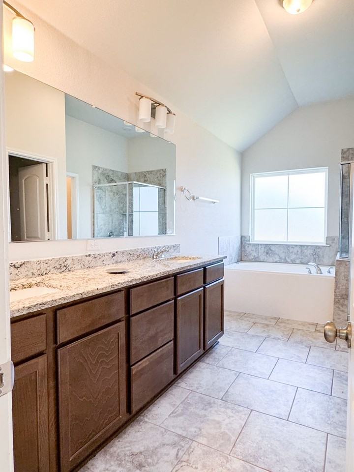 3978 Aransas Dr - Photo 6 of 14