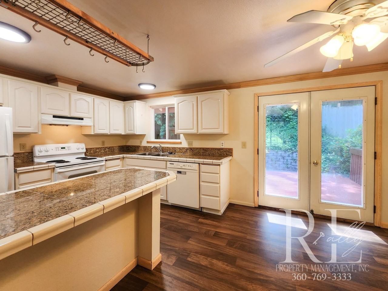 26349 Edgewater Pl Nw - Photo 2 of 26