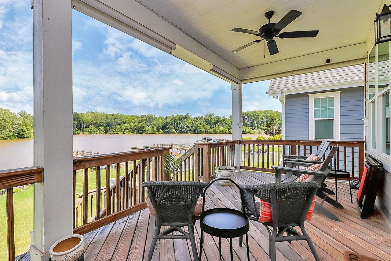 136 Preston Rd - Photo 3 of 50