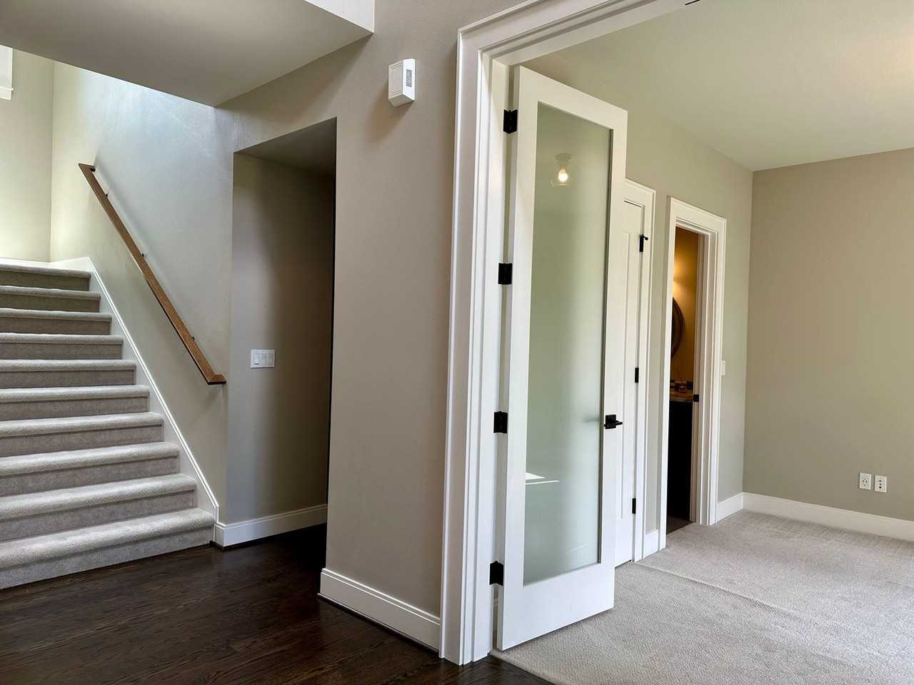 10400 Se 24th Pl - Photo 3 of 47