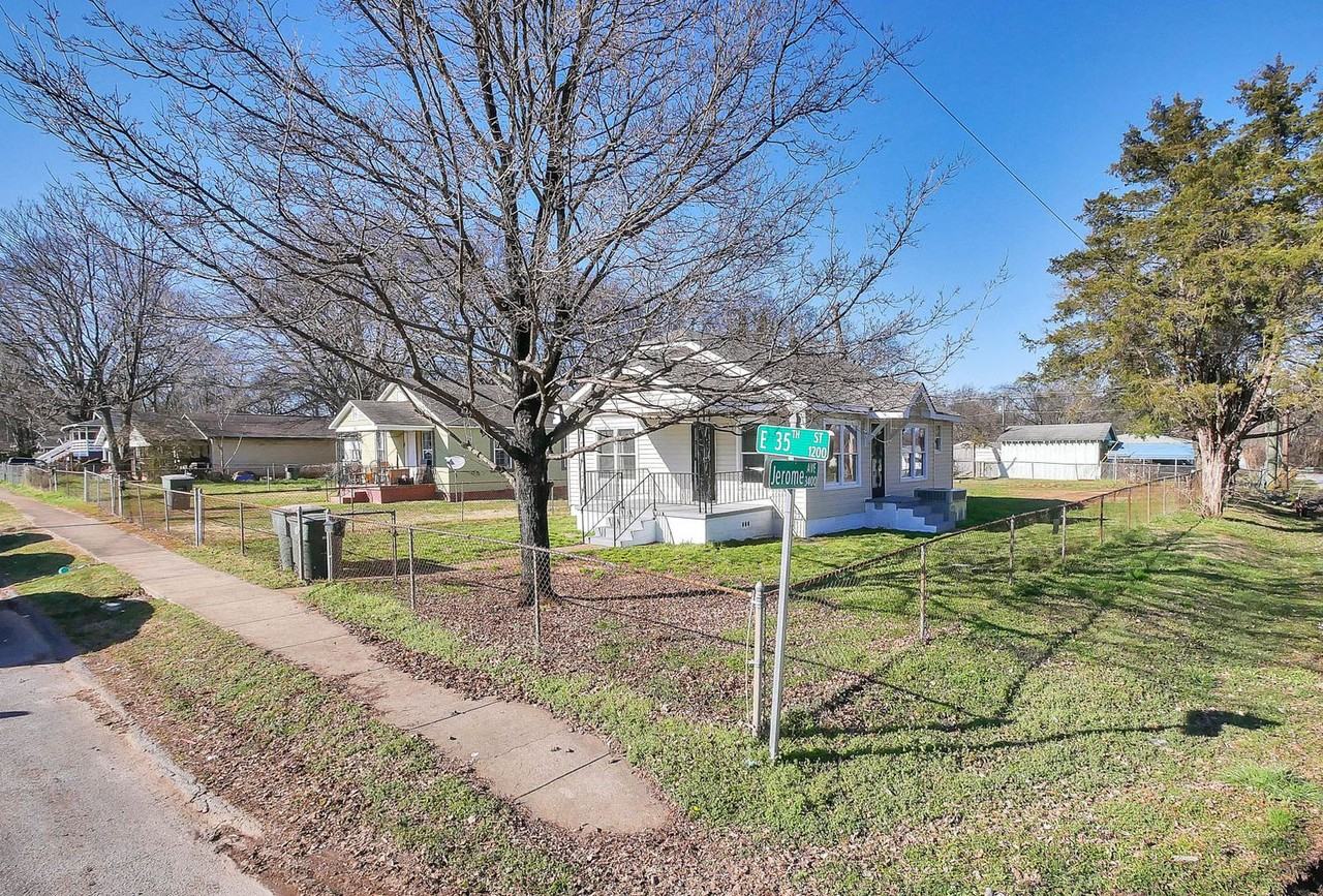 1259 E 35th St - Photo 3 of 20