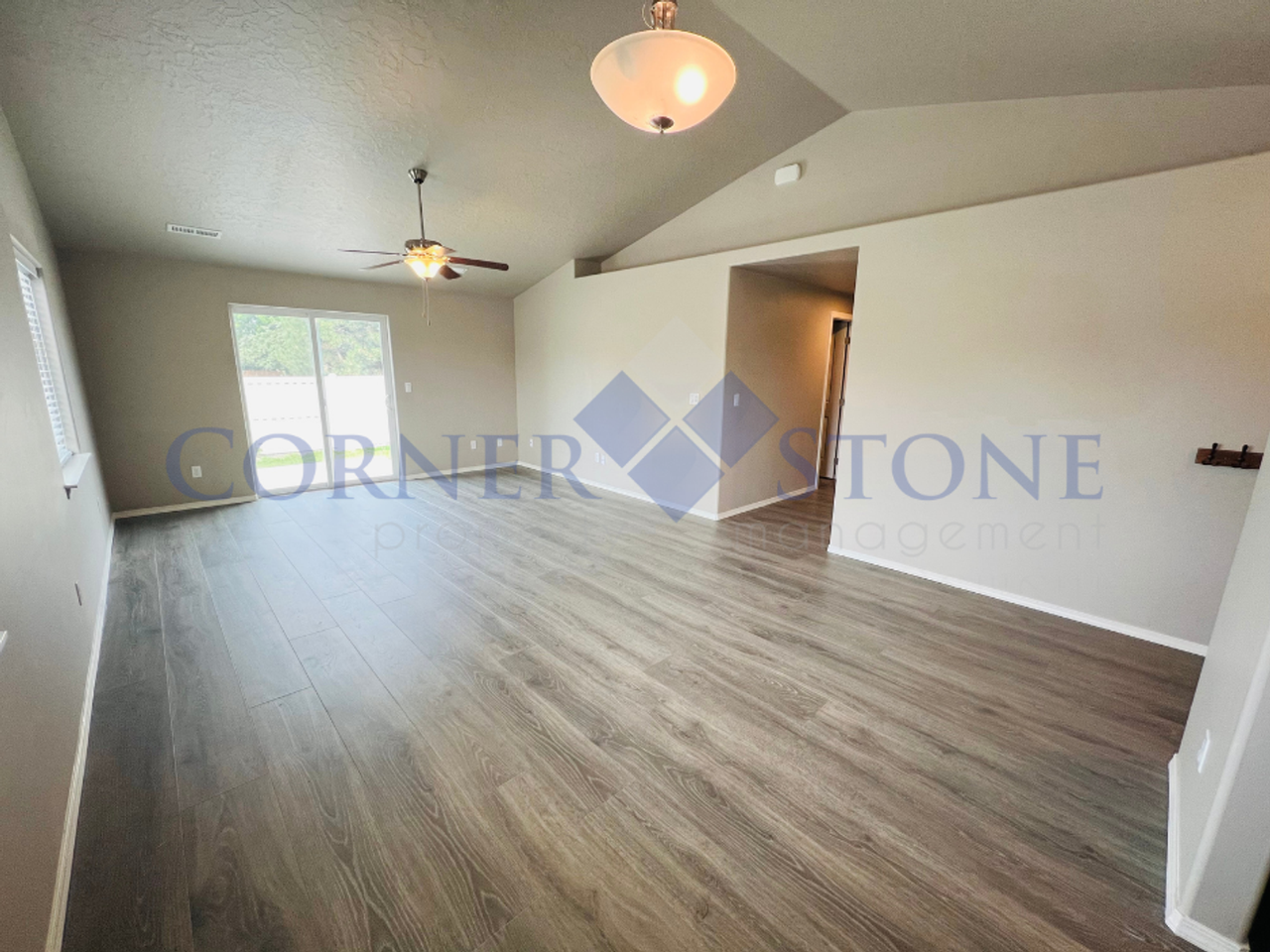 745 Baron Lakes Ave - Photo 4 of 24