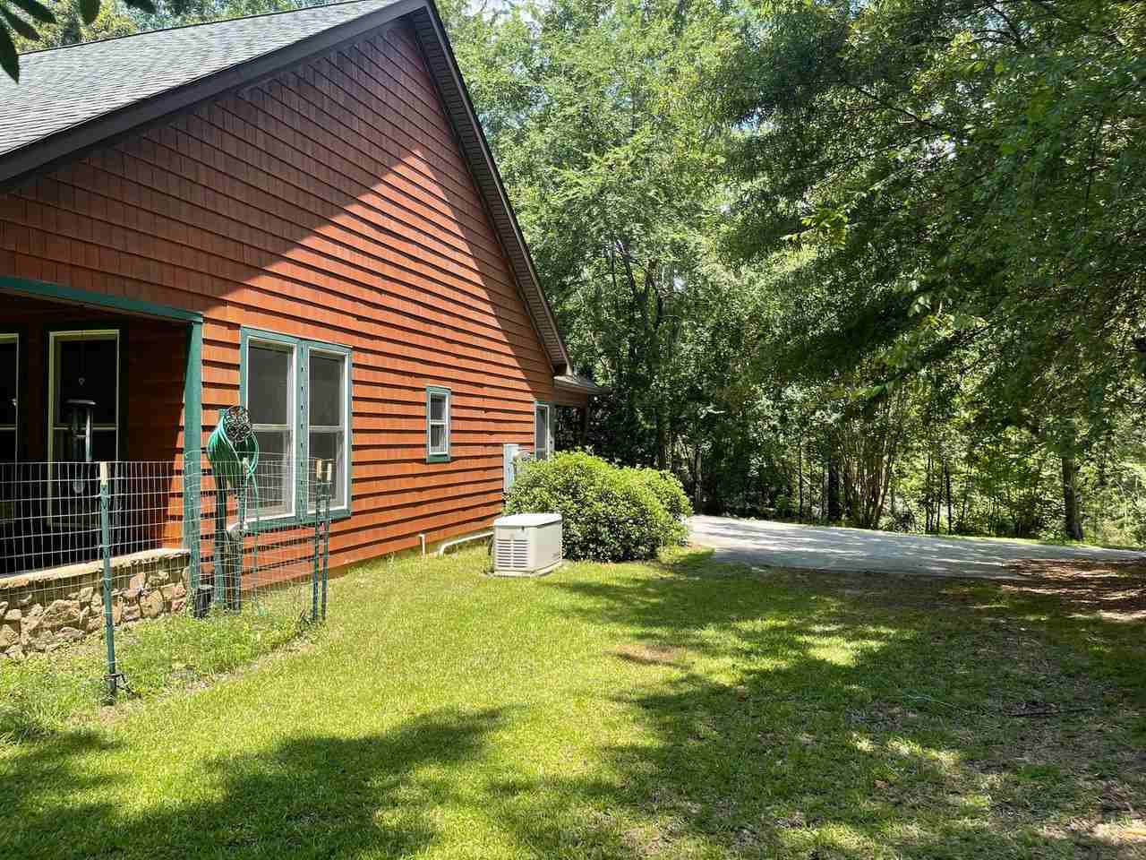 1626 Swint Rd - Photo 5 of 46