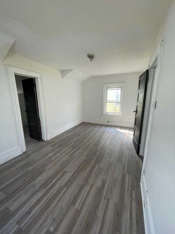 4039 Gleane St - Photo 4 of 5