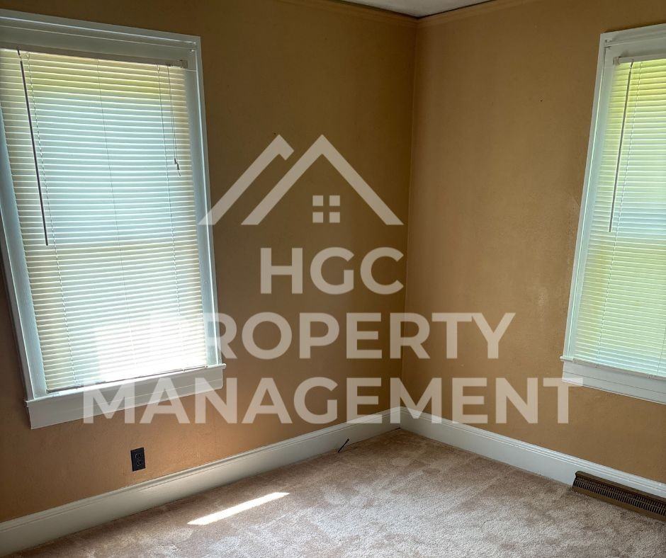 302 N 7th Ave #NA - Photo 2 of 7