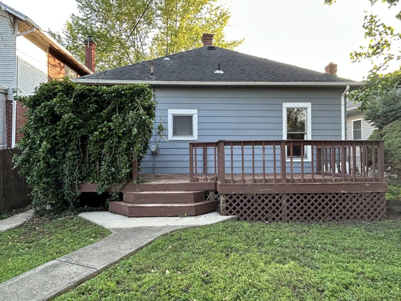 338 N Poplar St #NA - Photo 7 of 8