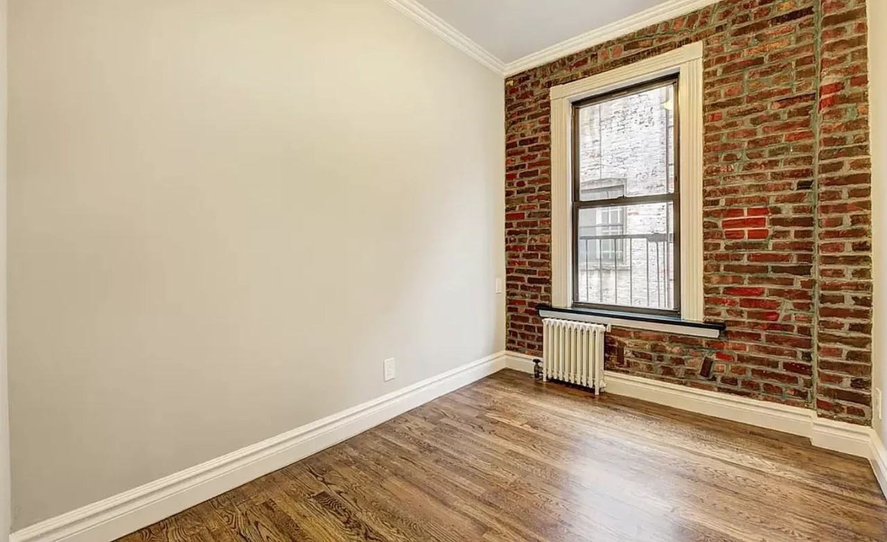 E 13th St #5C - Photo 3 of 6