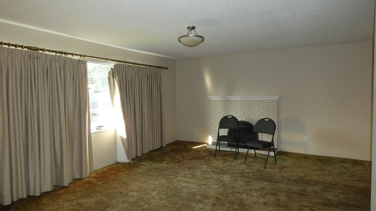 11666 94a Ave #1 - Photo 2 of 17