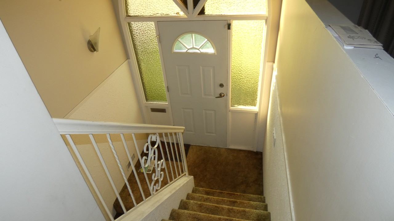 11666 94a Ave #1 - Photo 3 of 17