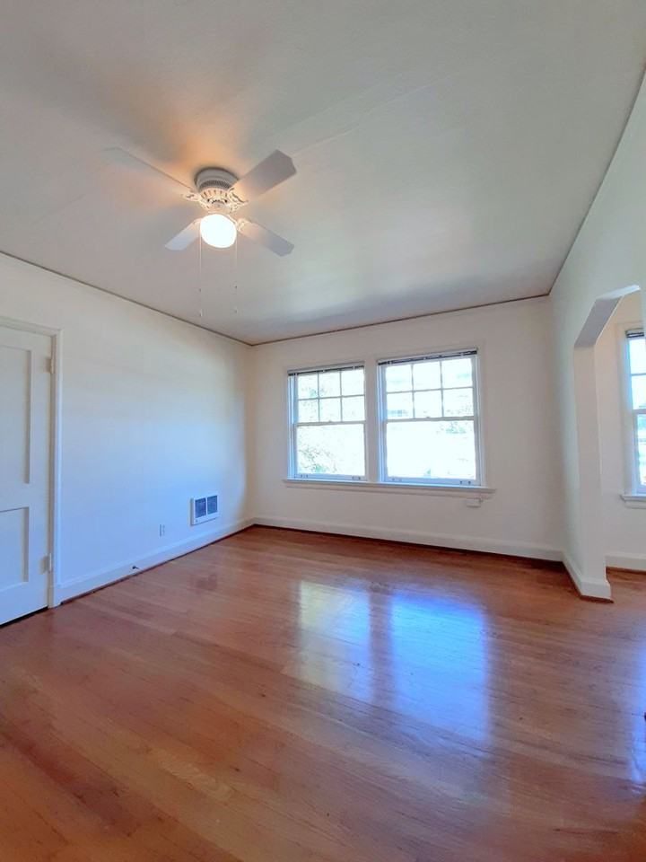 PARK REGENT (PAR01) - Photo 7 of 10