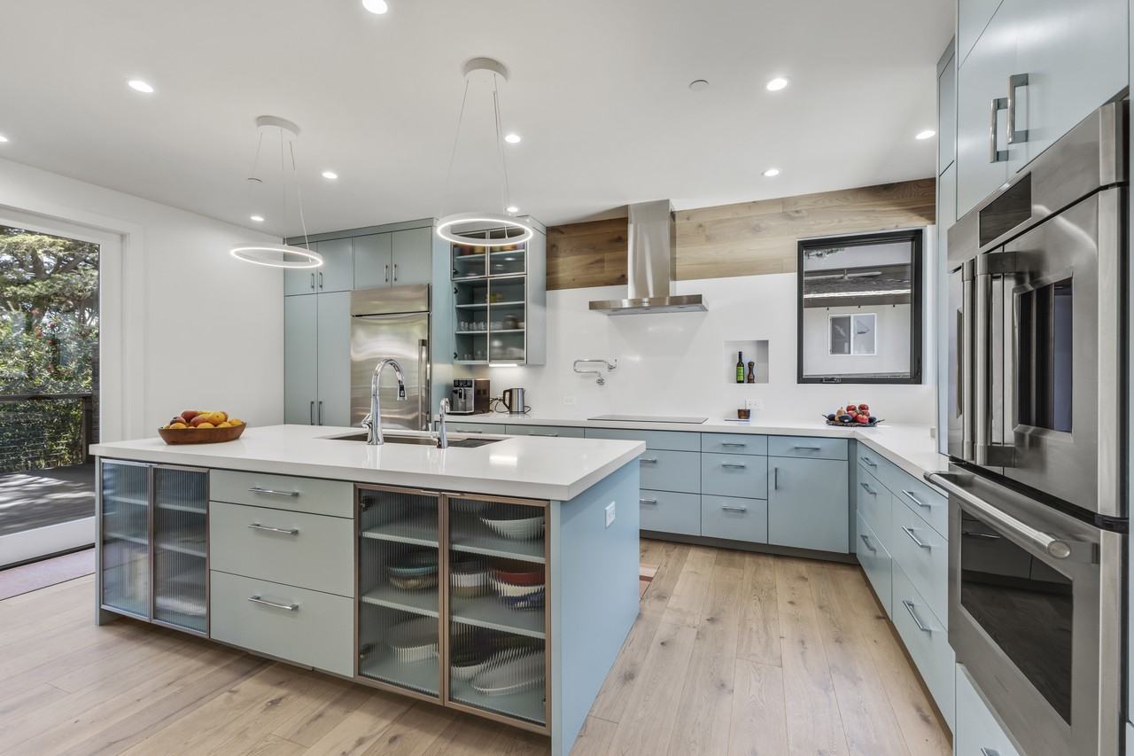 541 Dry Creek Road - Photo 3 of 17