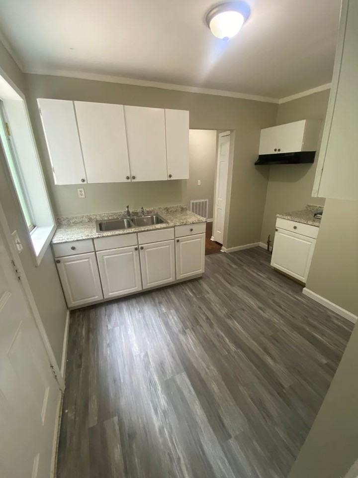 119 Engineer Dr - Photo 2 of 11