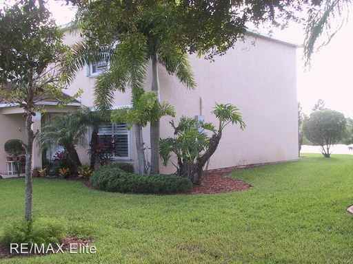 5353 Outlook Dr - Photo 3 of 31