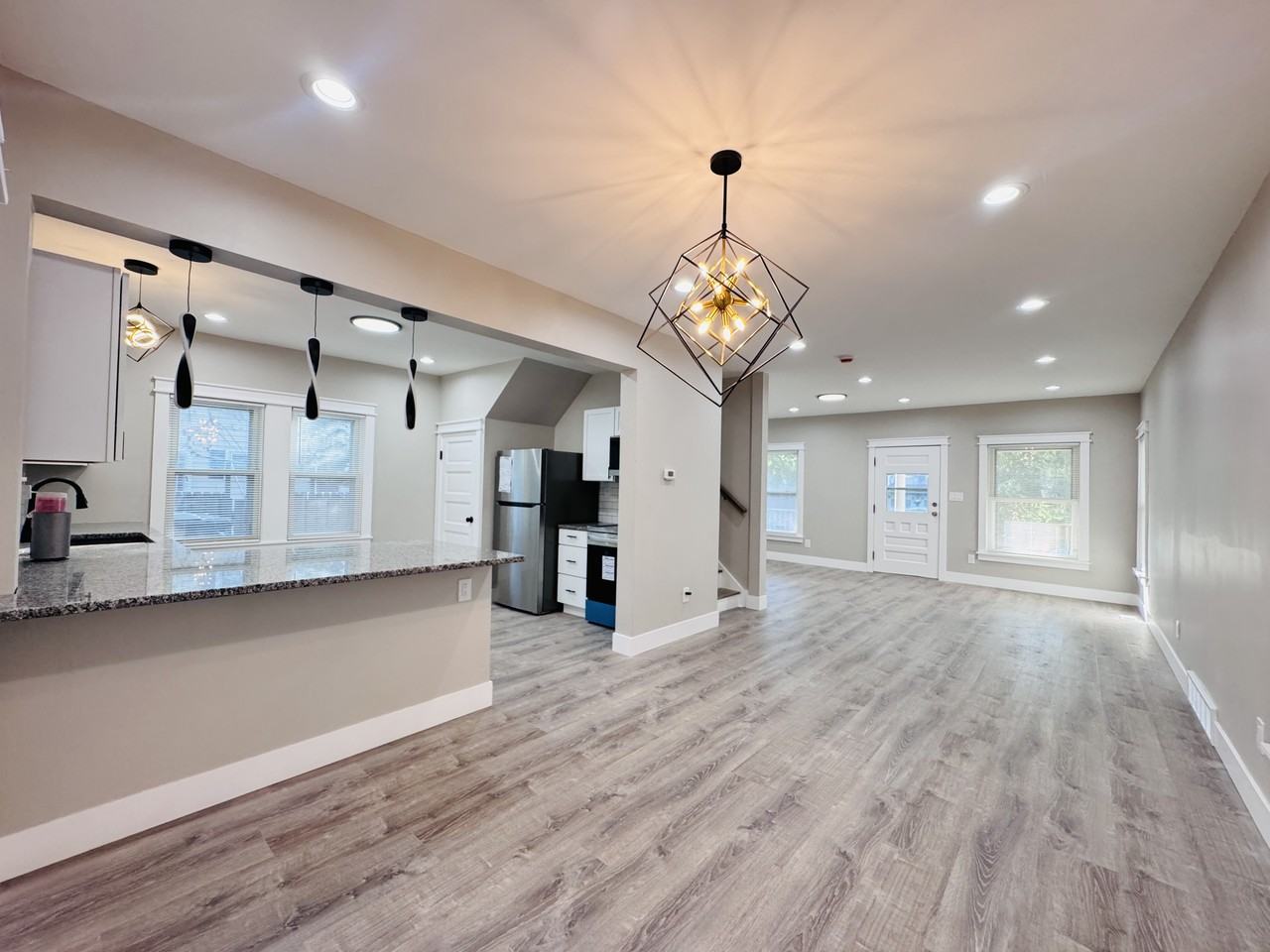 9809 Baltic Road - Photo 2 of 32