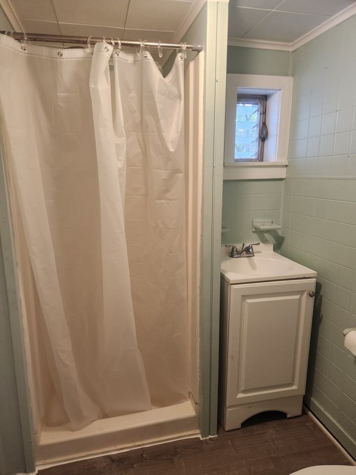 12 Gorman Ave - Photo 3 of 26